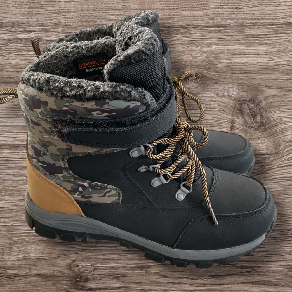 Thermolite Target All In Motion Black Tan Camo Big Kids Size 5 Winter Boots